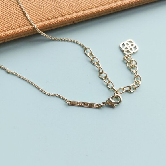 Kendra Scott Ari Heart Necklace - Gold Neon Pink - Picture 4 of 4